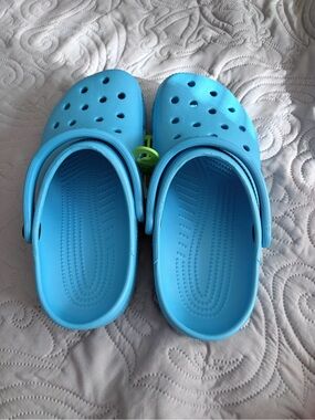 CROCS Kids Light Blue Classic Clogs with Heel Strap